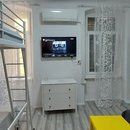 Apartment On Board Piran